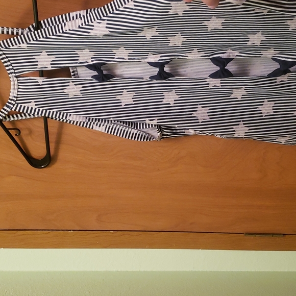 Medium spaghetti tank - Picture 3 of 3